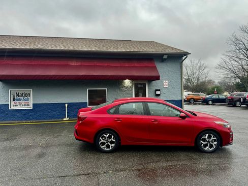 Used 2019 Kia Forte LXS image 7