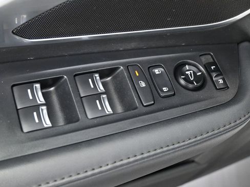 Used 2022 Acura RDX FWD image 3