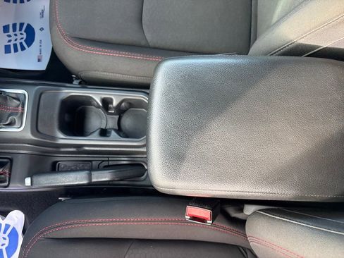 Used 2023 Jeep Wrangler Unlimited Rubicon w/ Cold Weather Group image 25