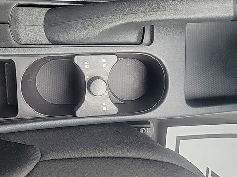 Used 2010 Nissan Sentra 2.0 SR w/ Convenience Pkg image 19