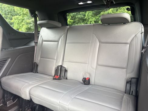Used 2021 GMC Yukon SLT w/ SLT Luxury Plus Package RWD image 26