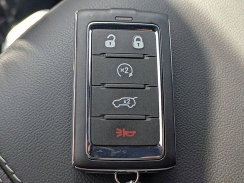 New 2025 Jeep Grand Cherokee L Altitude image 26