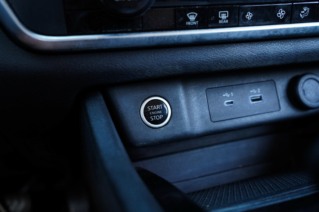 Used 2023 Nissan Rogue SV FWD image 27