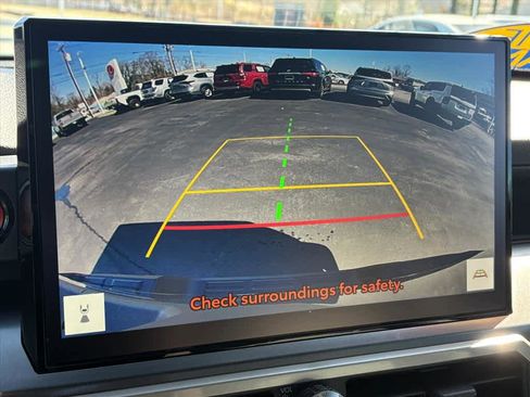 Used 2026 Toyota Tacoma TRD Off-Road image 13