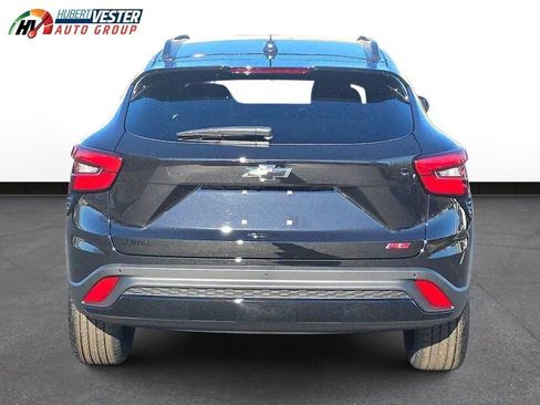 New 2026 Chevrolet Trax RS w/ Driver Confidence Package image 7