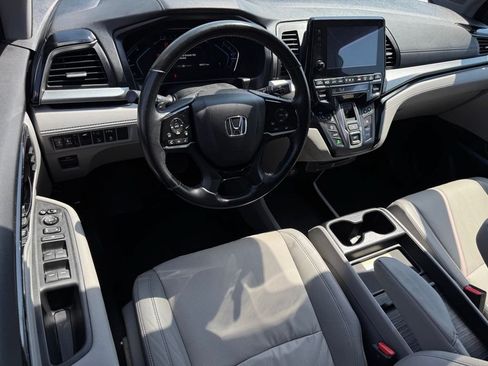 Used 2019 Honda Odyssey Elite image 25