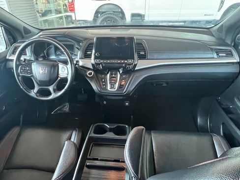 Used 2023 Honda Odyssey Sport image 13