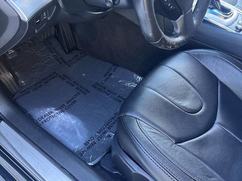 Used 2014 INFINITI Q60 Convertible w/ Premium Package image 31