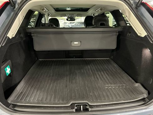 Certified 2024 Volvo XC60 B5 Core w/ Protection Package Premier AWD/4WD image 26