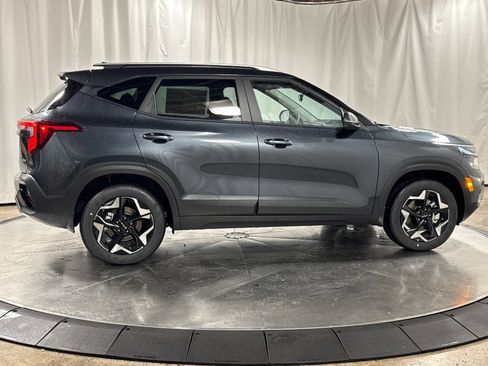 Certified 2026 Kia Seltos S AWD/4WD image 9