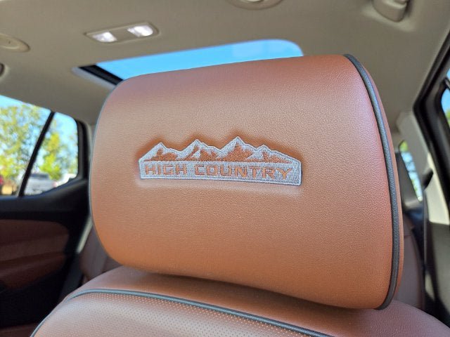 Used 2018 Chevrolet Traverse High Country AWD/4WD image 12