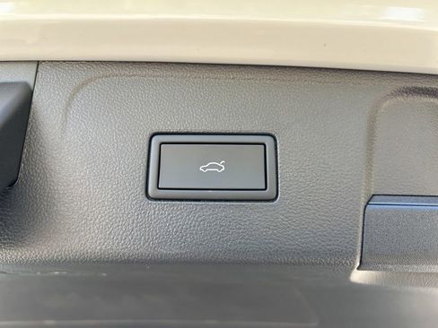New 2026 Volkswagen Atlas SE FWD image 54