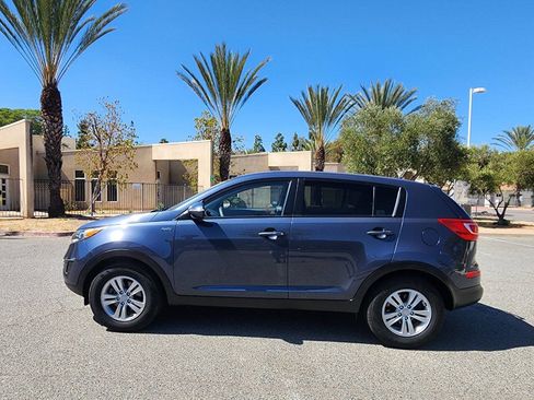 Used 2011 Kia Sportage LX AWD/4WD image 6