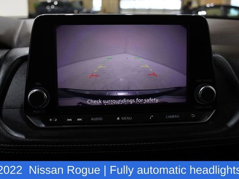 Used 2022 Nissan Rogue SV w/ SV Premium Package image 17