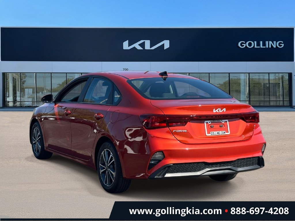 Certified 2023 Kia Forte LXS w/ LXS Technology Package FWD image 4