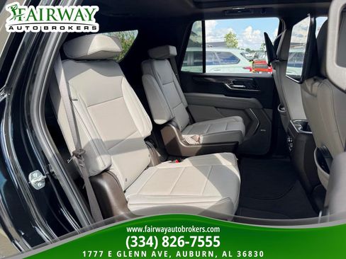 Used 2026 GMC Yukon Elevation w/ Elevation Premium Package AWD/4WD image 13