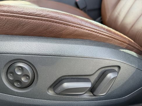 Used 2017 Audi A4 2.0T Premium w/ Convenience Package image 14