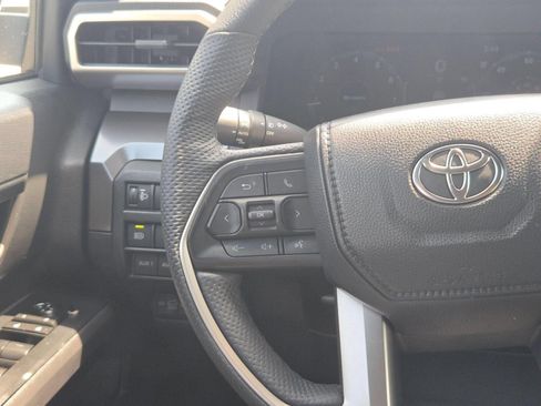 Used 2025 Toyota Tacoma TRD Off-Road w/ TRD Off Road Upgrade Package AWD/4WD image 19