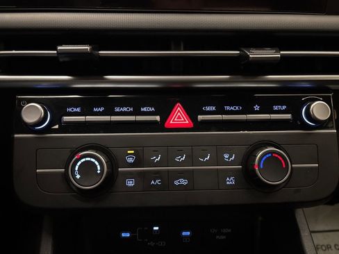 Certified 2026 Hyundai Santa Cruz SE image 17