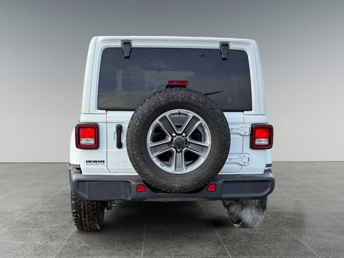 Used 2021 Jeep Wrangler Unlimited Sahara image 4
