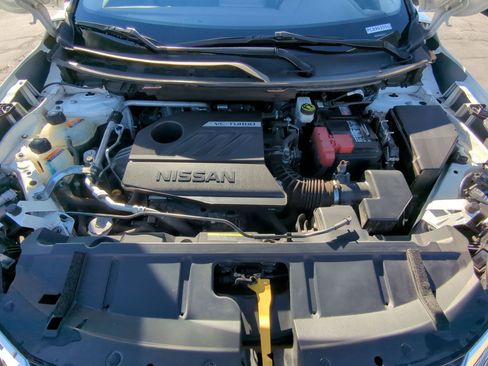 Used 2023 Nissan Rogue S image 35