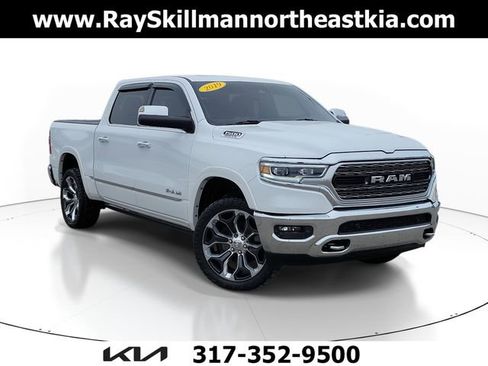 Used 2019 RAM 1500 Limited image 1
