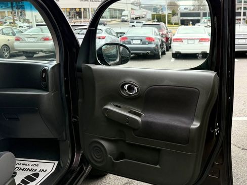 Used 2011 Nissan Cube 1.8 SL w/ Interior Designer Pkg image 29