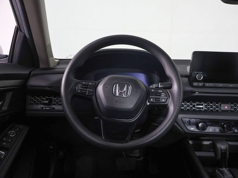 Used 2024 Honda Accord EX image 39
