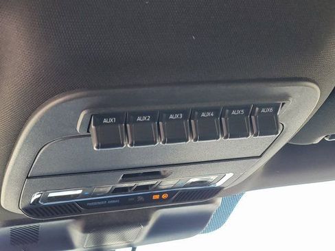 New 2026 Ford F350 Platinum w/ FX4 Off-Road Package image 9