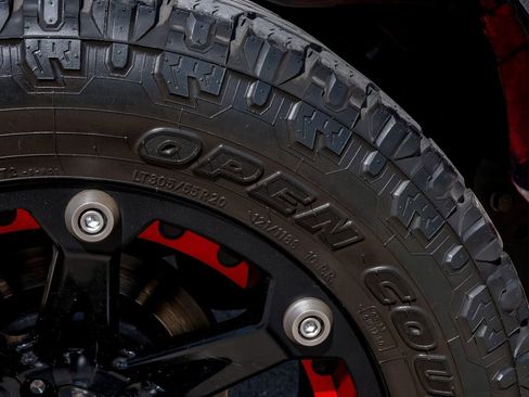 Used 2017 Jeep Wrangler Unlimited Sport w/ Connectivity Group image 61