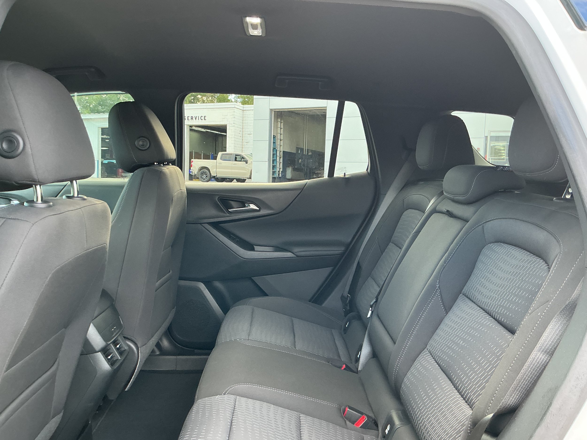 Used 2025 Chevrolet Equinox LT w/ Midnight Edition AWD/4WD image 15