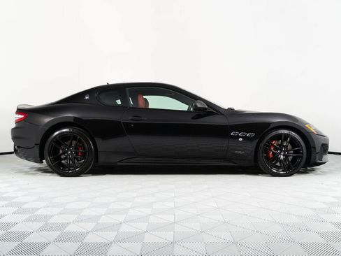 Used 2018 Maserati GranTurismo MC RWD image 23