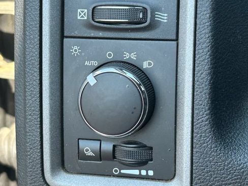 Used 2015 RAM 1500 Tradesman w/ Popular Equipment Group AWD/4WD image 22