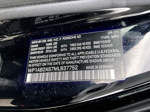 Used 2021 Porsche Macan S image 34