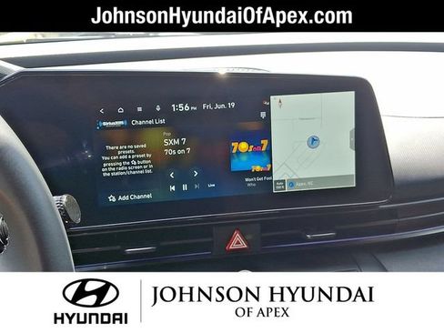 Used 2025 Hyundai Elantra SEL w/ Cargo Package FWD image 16