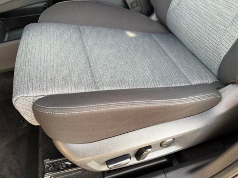 Certified 2023 Nissan Rogue SV image 30