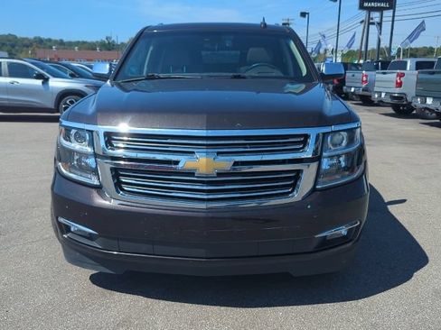 Used 2018 Chevrolet Suburban Premier AWD/4WD image 4