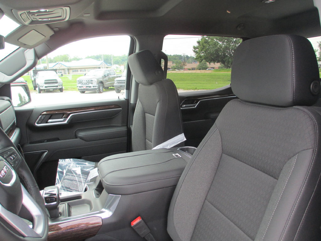 New 2026 GMC Sierra 1500 Elevation AWD/4WD image 13