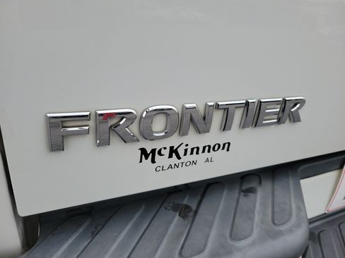 Used 2019 Nissan Frontier S image 26