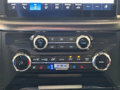 Used 2024 Ford F150 Platinum AWD/4WD image 17