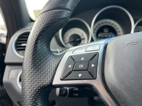 Used 2013 Mercedes-Benz C 250 Coupe image 16