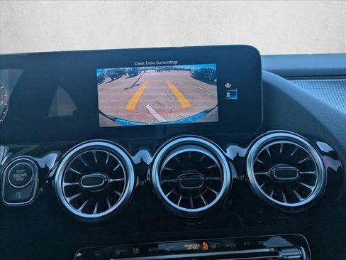 Used 2023 Mercedes-Benz GLA 250 4MATIC image 13