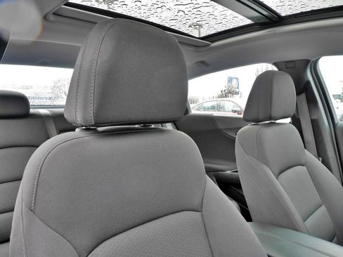 Used 2024 Chevrolet Malibu LT image 14