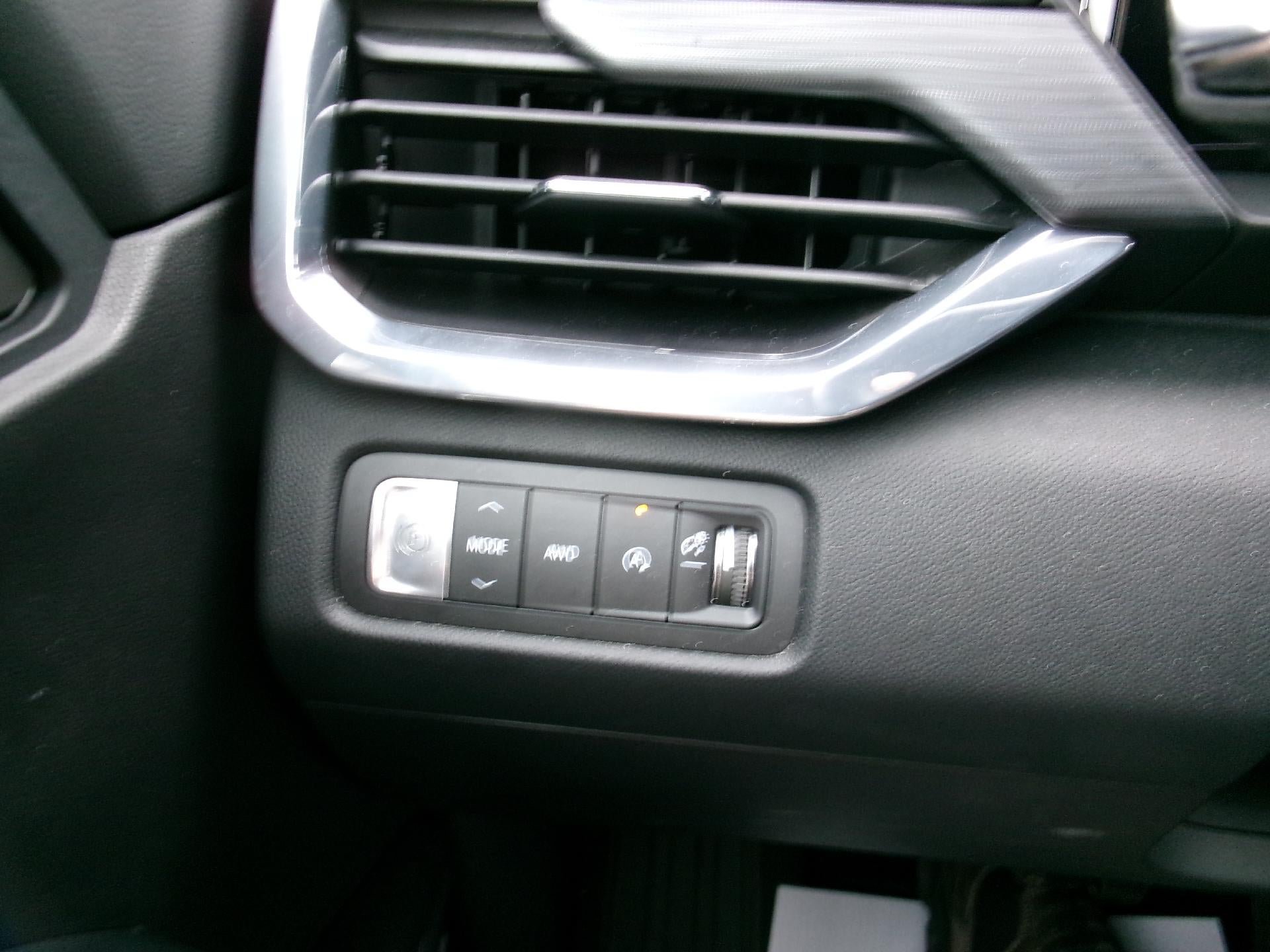 Used 2026 GMC Acadia Elevation w/ Elevation Premium Package AWD/4WD image 15