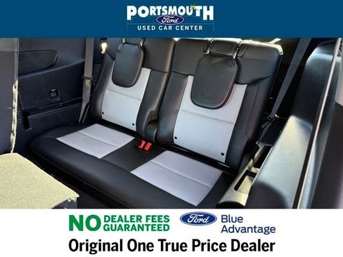 Certified 2022 Ford Explorer XLT w/ Equipment Group 202A image 8