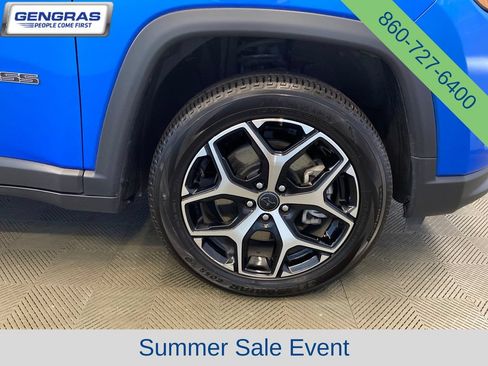 Certified 2025 Jeep Compass Limited AWD/4WD image 44