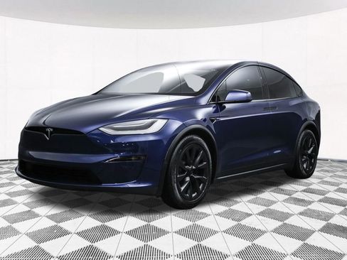 Used 2022 Tesla Model X image 24