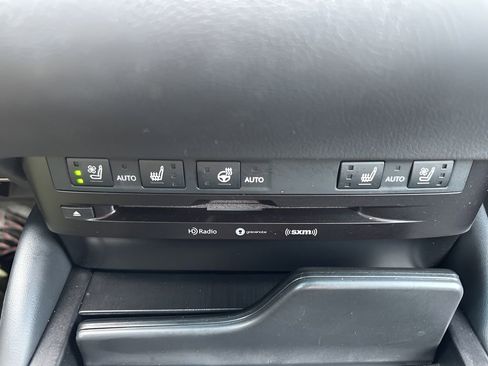 Used 2021 Lexus ES 300h w/ Premium Package image 22