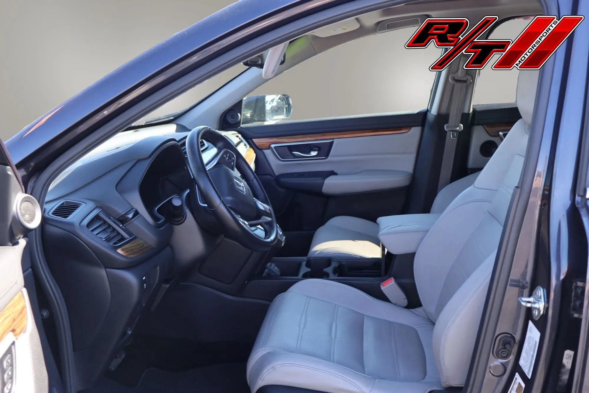 Used 2017 Honda CR-V Touring image 12
