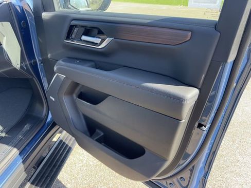 New 2026 GMC Yukon XL Denali AWD/4WD image 36